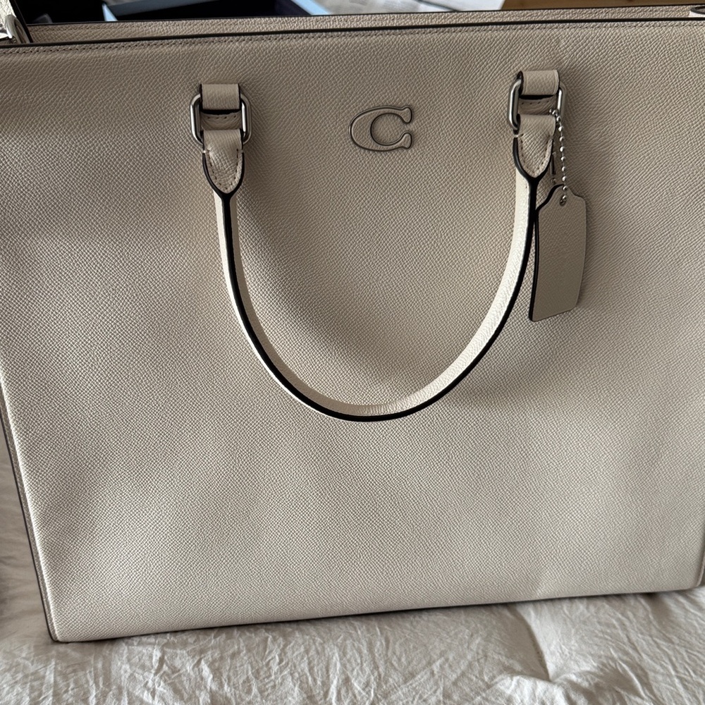 Coach Beige Women's Tote Bag